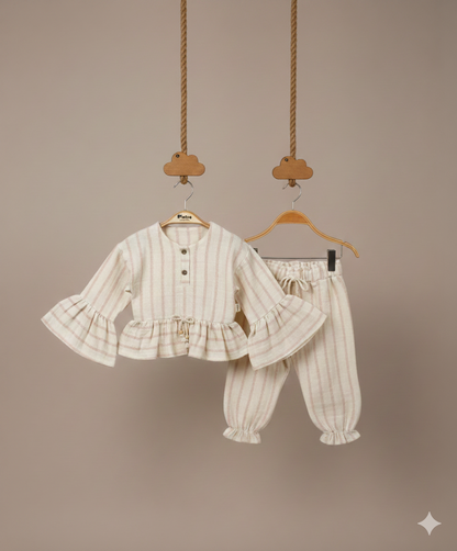 Fırfır Detaylı Kız Takım